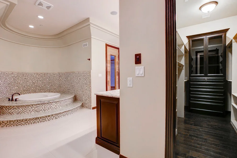 Through Quijano by Bella Vista Custom Homes, Inc. - Photo 26