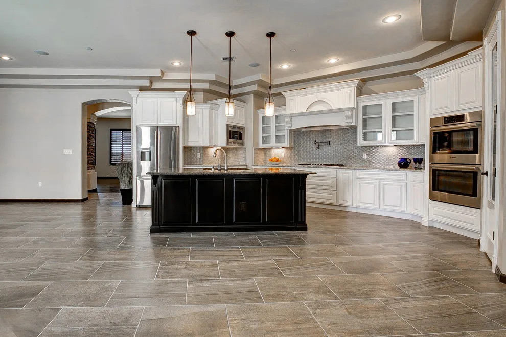 Through Quijano by Bella Vista Custom Homes, Inc. - Photo 21