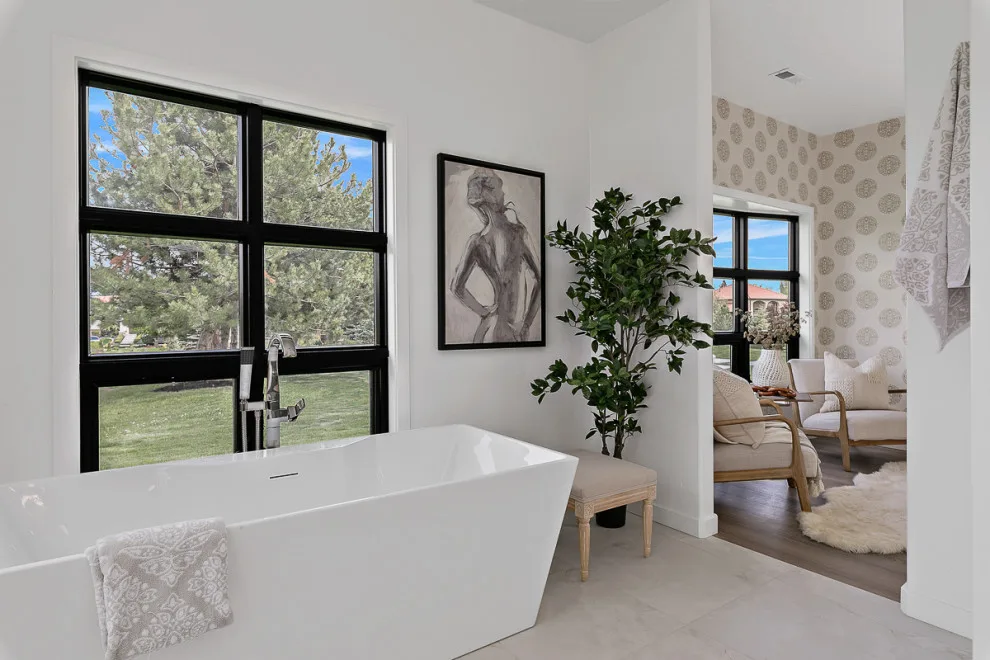 W Summit Bello by Urban Design + Build - Photo 4