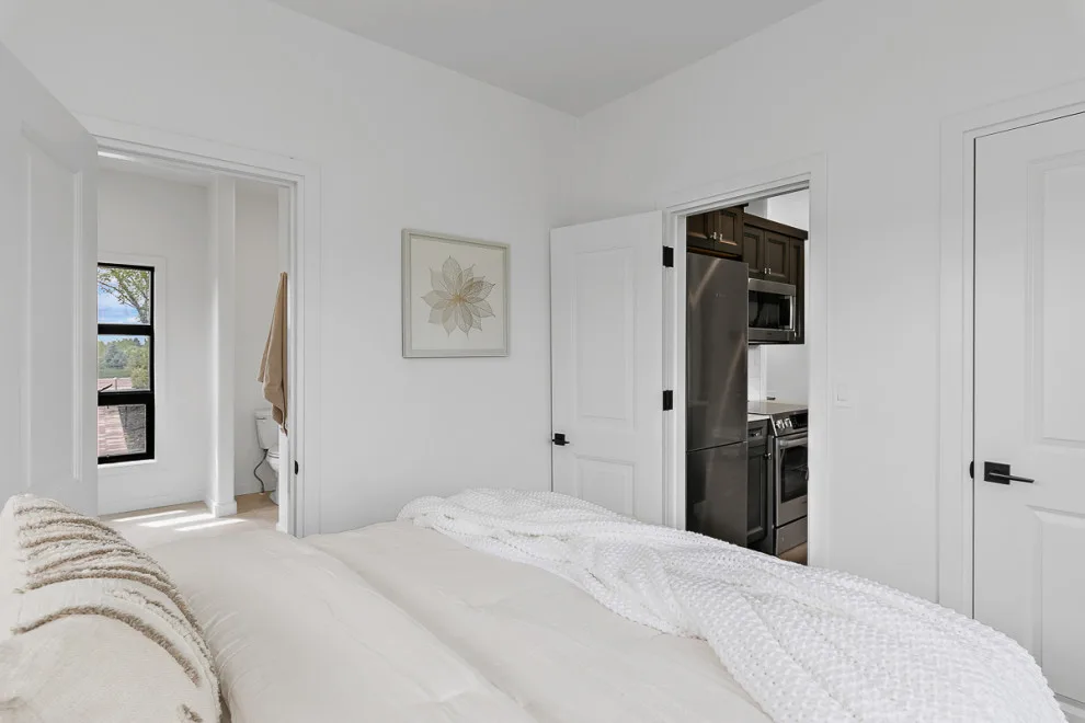 W Summit Bello by Urban Design + Build - Photo 42