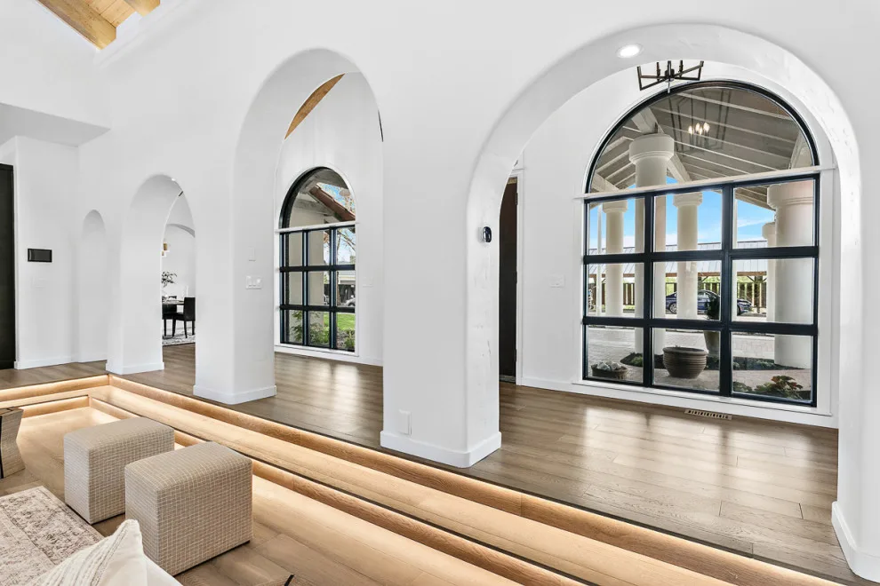 W Summit Bello by Urban Design + Build - Photo 86