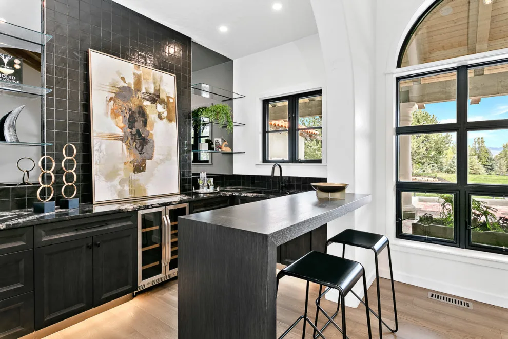 W Summit Bello by Urban Design + Build - Photo 34
