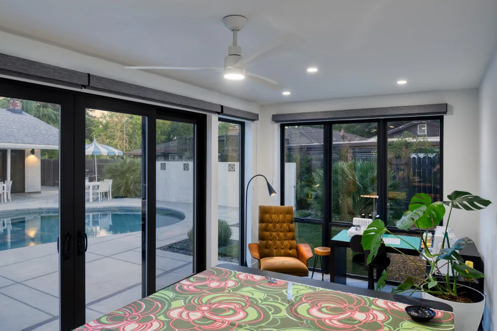 Poolside Cabana in Palm Springs by MAK Design + Build Inc. - Photo 3