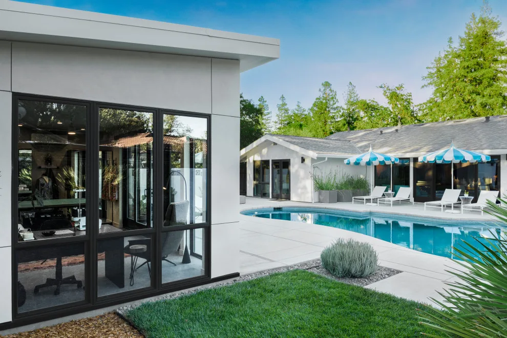 Poolside Cabana in Palm Springs by MAK Design + Build Inc. - Photo 7