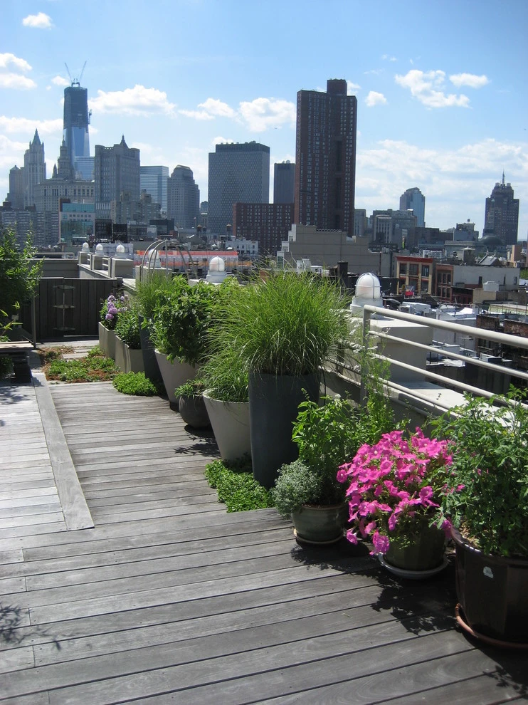 Lower East Side Rooftop Garden by Root & Vine Gardens - Photo 2