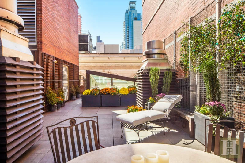 Midtown Rooftop Terrace by Root & Vine Gardens - Photo 4