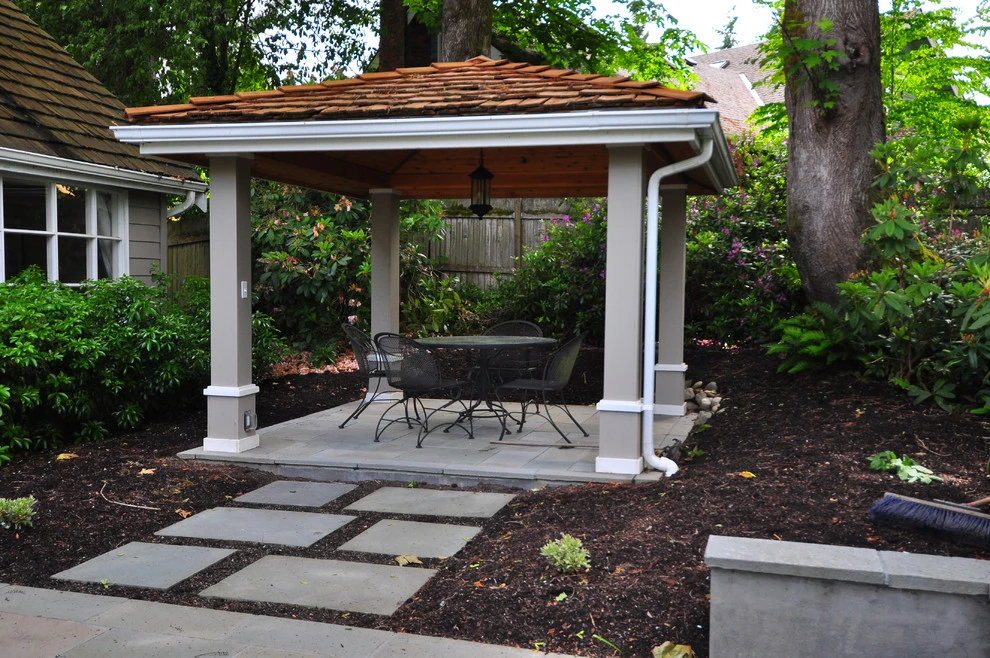 Traditional Entertaining Space - (Seattle, WA) by Sage And Stone LLC - Photo 3