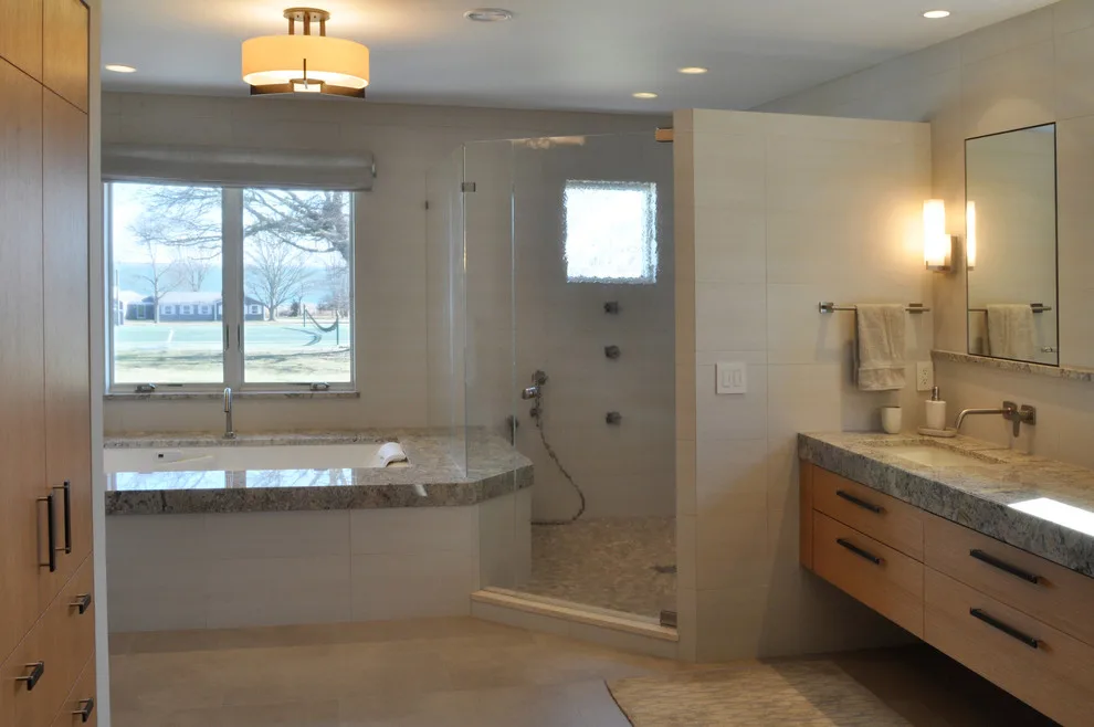 Tailored Waterfront Residence by TJ's Plumbing And Heating, Inc. - Photo 8