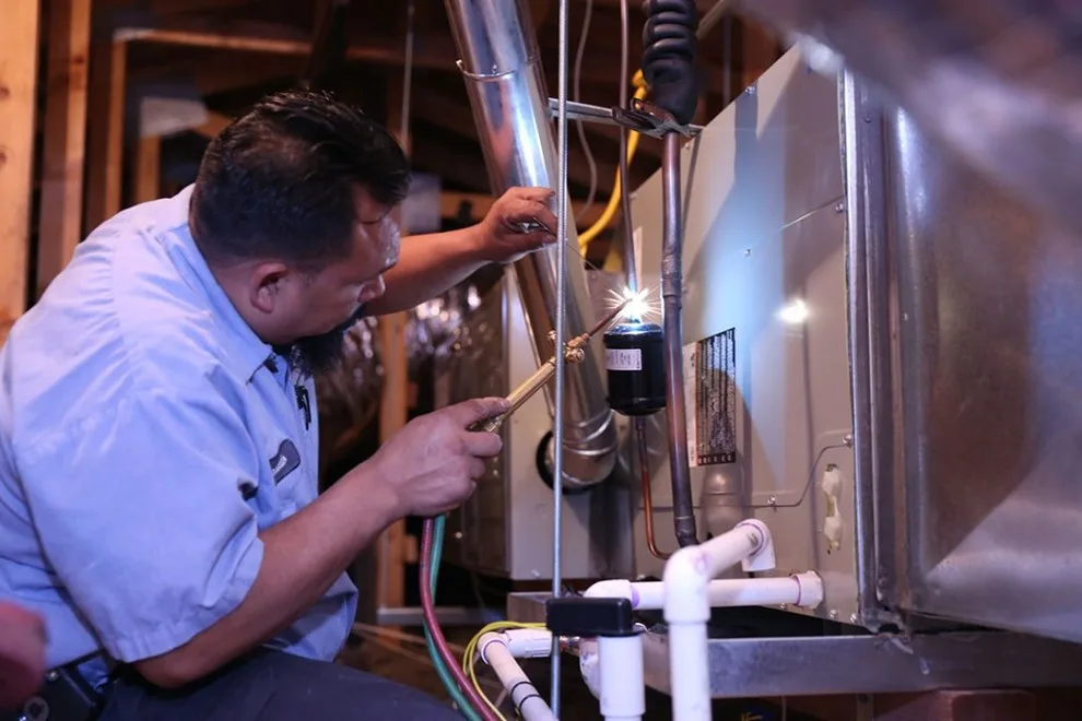 Day & Night Air Conditioning, Heating & Plumbing - Photo 4