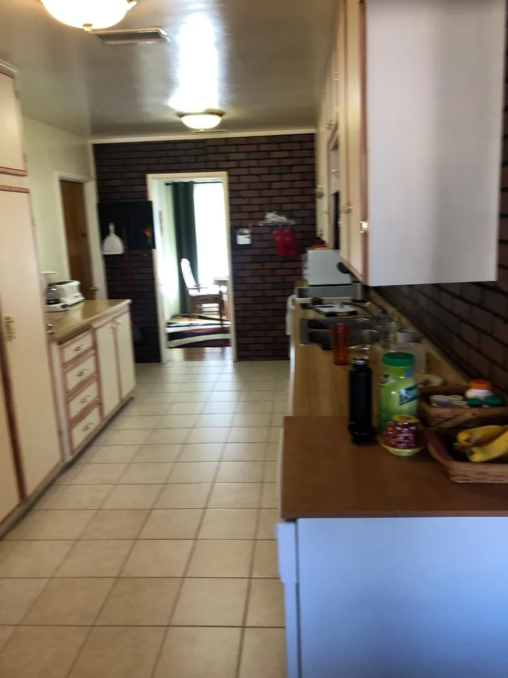 Kitchen Renovation by Construction District Inc. - Photo 16