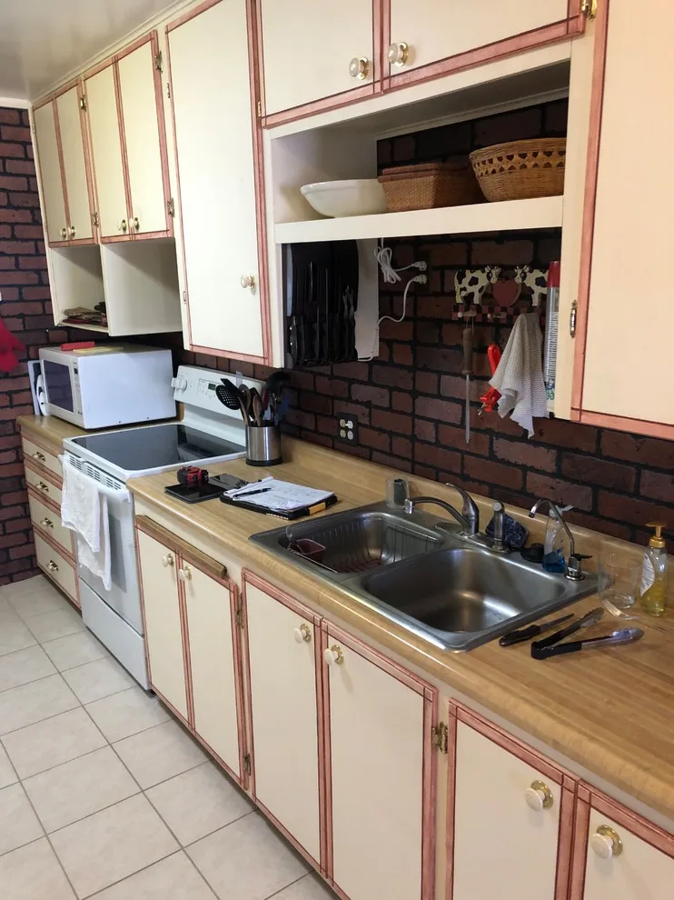 Kitchen Renovation by Construction District Inc. - Photo 11