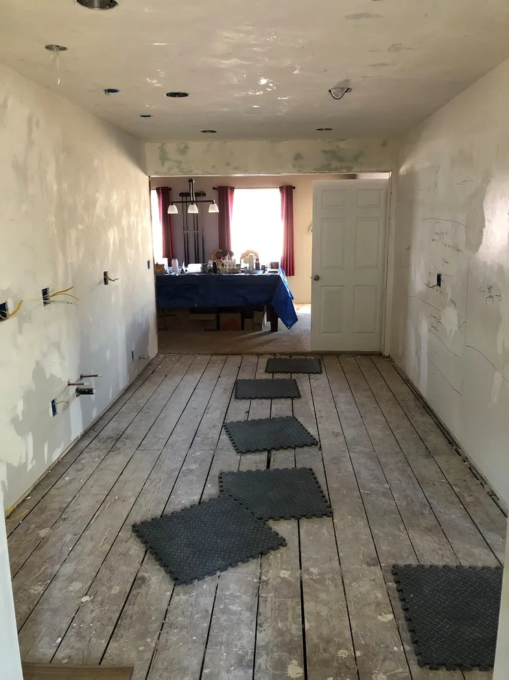 Kitchen Renovation by Construction District Inc. - Photo 5