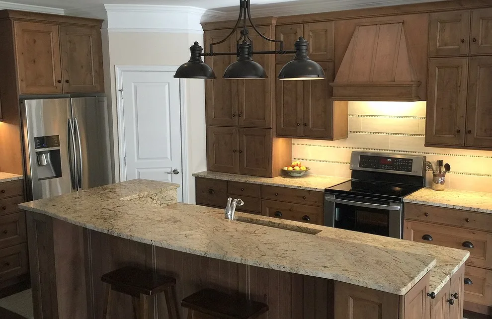 Delcove Path - Classic Country Kitchen by Laura Vlaming | Arkiteriors - Photo 5