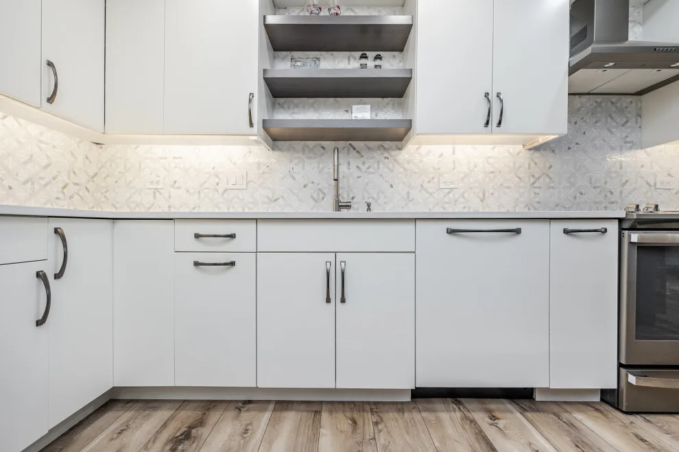 Doris and Charlie's Condo Culinary Space by TRS Designs, Inc (Kitchens, Baths, & More) - Photo 17
