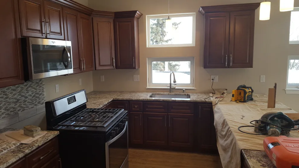 Signature Cabinets And Design - Photo 10