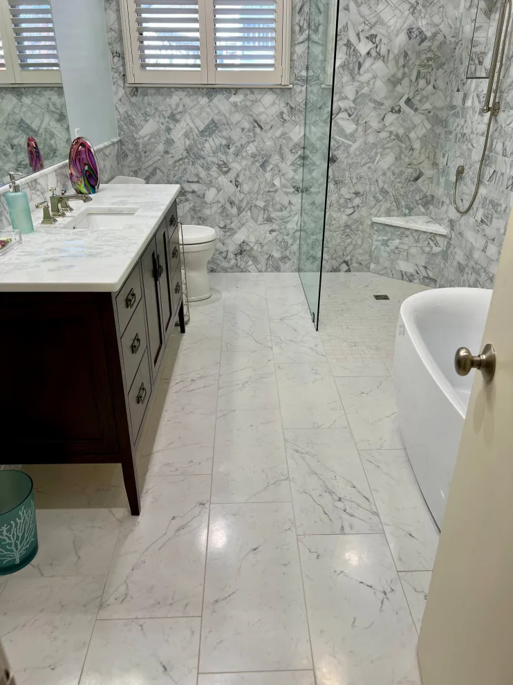 Eastborough Guest Bathroom by Erin Welner Interiors, LLC - Photo 8