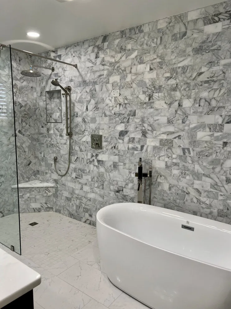 Eastborough Guest Bathroom by Erin Welner Interiors, LLC - Photo 9