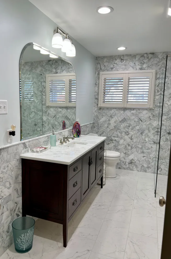 Eastborough Guest Bathroom by Erin Welner Interiors, LLC - Photo 5