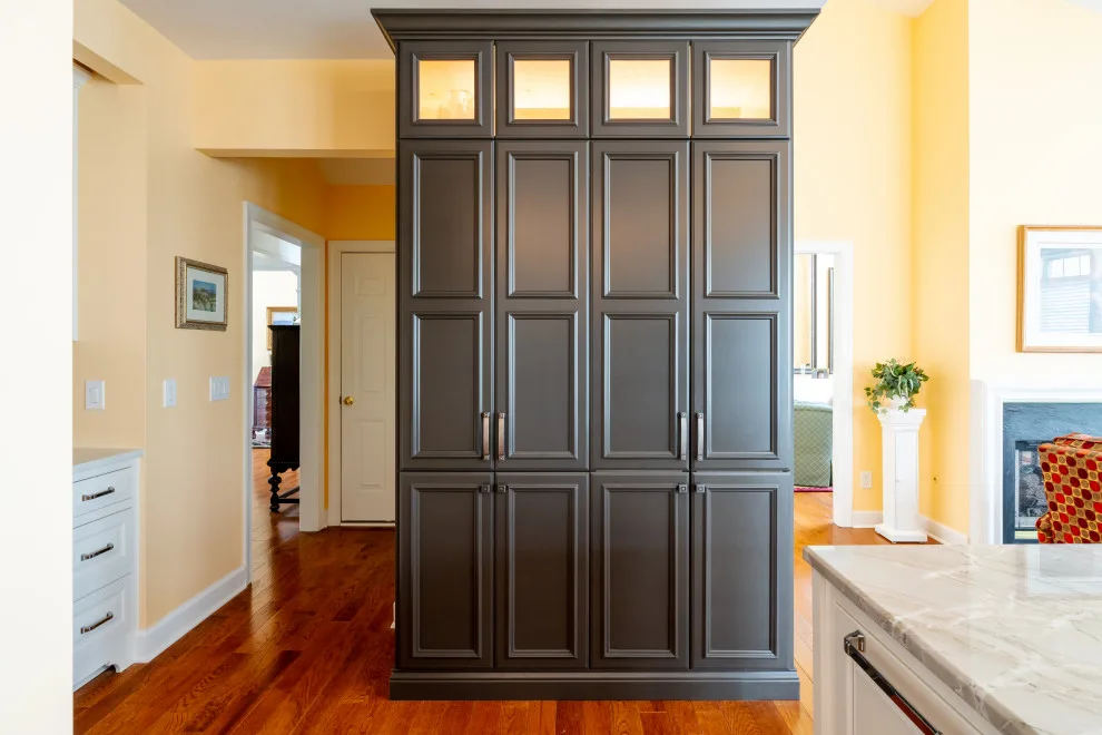 Brentwood Kitchen Transformation: Before and After by Spring Hill Design And Woodcraft - Photo 5