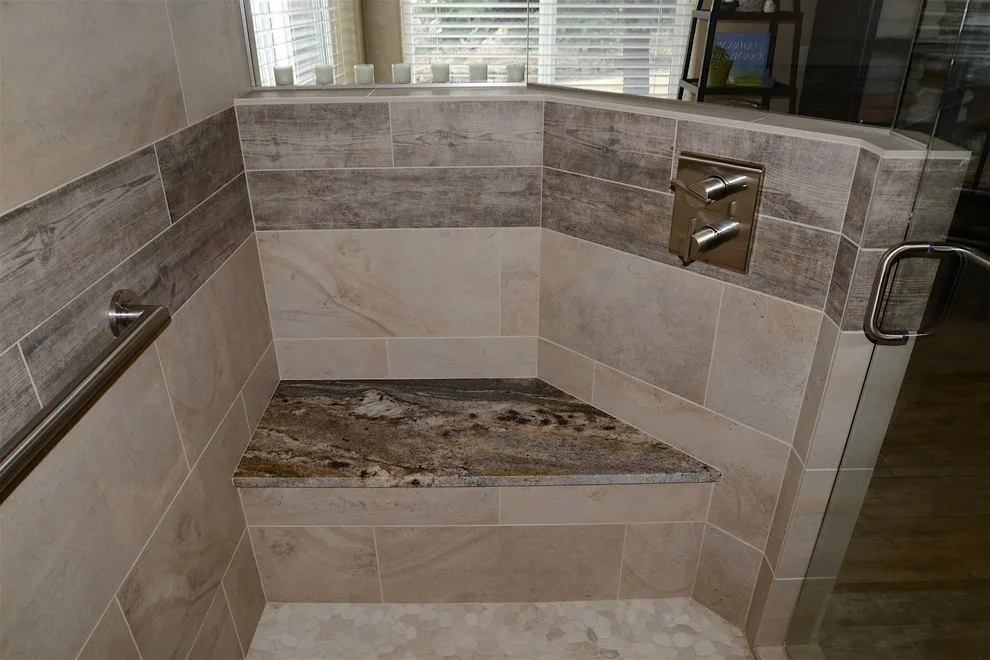 Farmhouse Primary Bathroom by Kathleen Donohue, Neil Kelly Co. - Photo 4