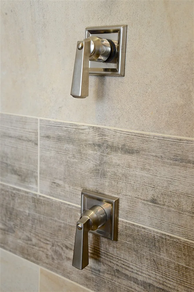 Farmhouse Primary Bathroom by Kathleen Donohue, Neil Kelly Co. - Photo 6