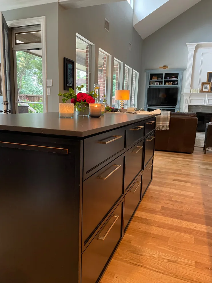 Contemporary City Chef's Kitchen by Decor Muse - Photo 20