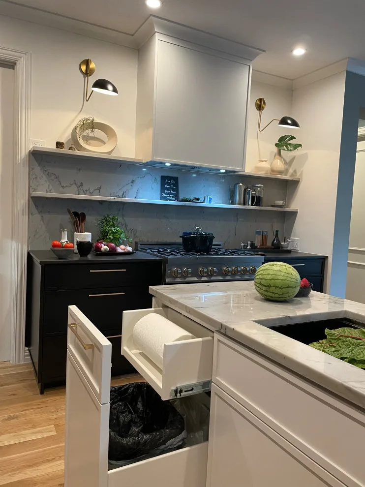 Contemporary City Chef's Kitchen by Decor Muse - Photo 9