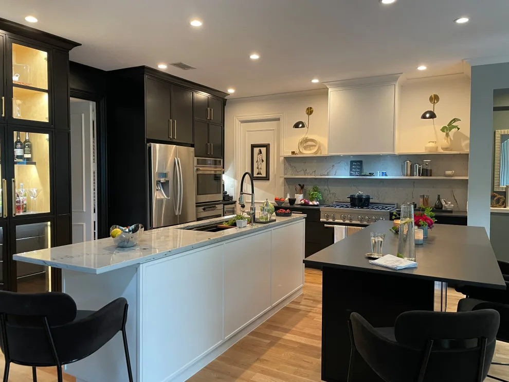 Contemporary City Chef's Kitchen by Decor Muse - Photo 6