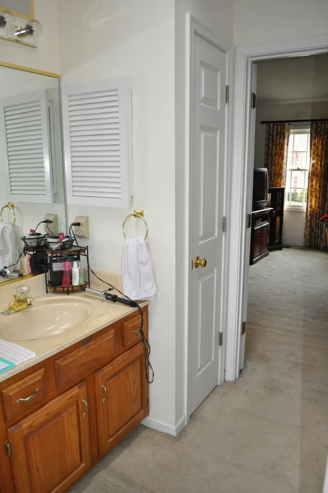 Transforming Dated into Glamorous - Master Retreat by Envision - Photo 14