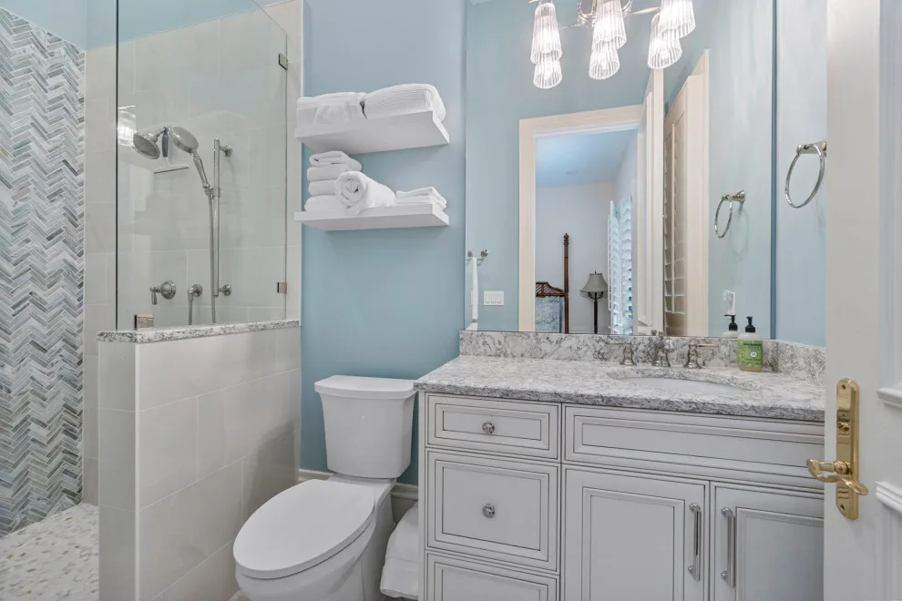 Complete Residence in The Colony by DaVinci Kitchens, Bath, & Cabinetry - Photo 25