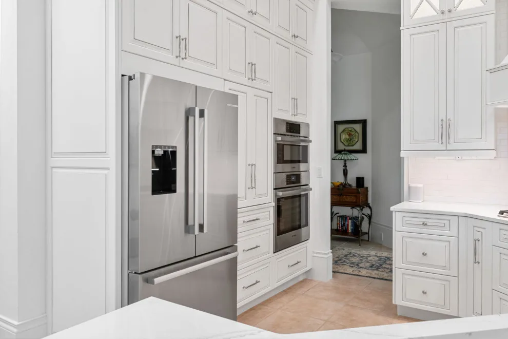 Complete Residence in The Colony by DaVinci Kitchens, Bath, & Cabinetry - Photo 22
