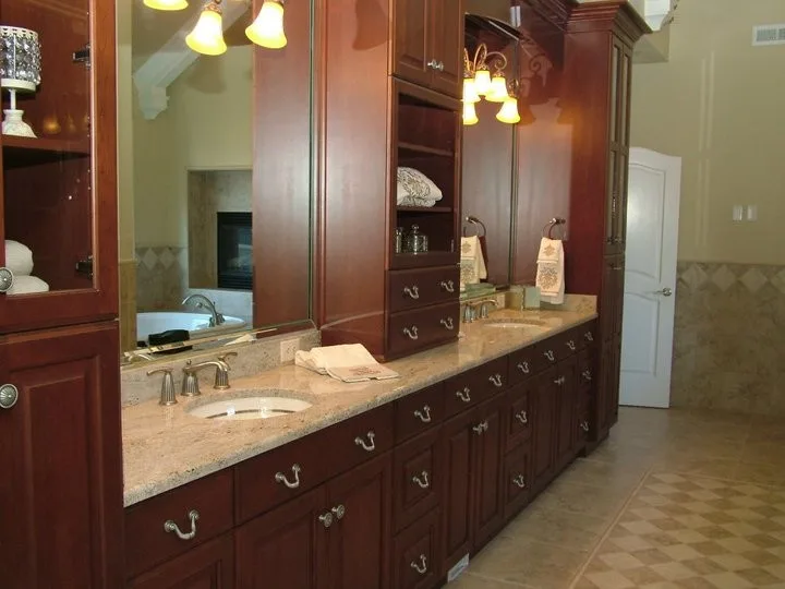 Dave's Cabinet, Inc - Photo 9