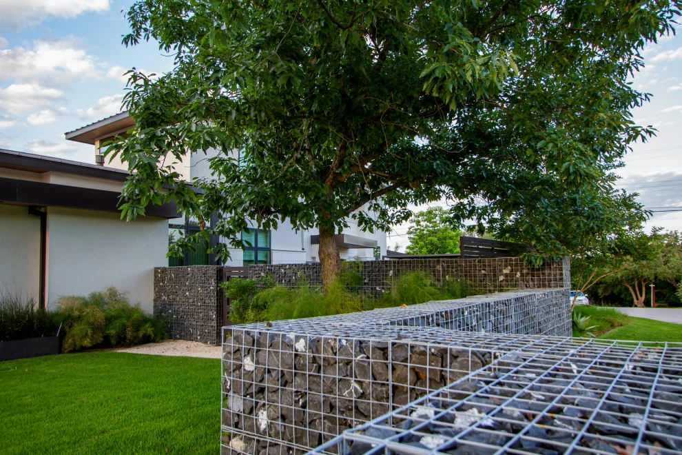 Austin Residence 4 by The Garden Design Studio - Photo 6