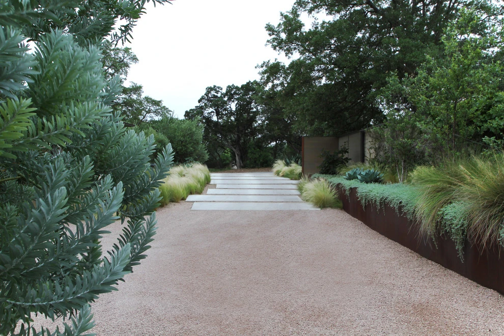 Austin Residence 2 by The Garden Design Studio - Photo 10