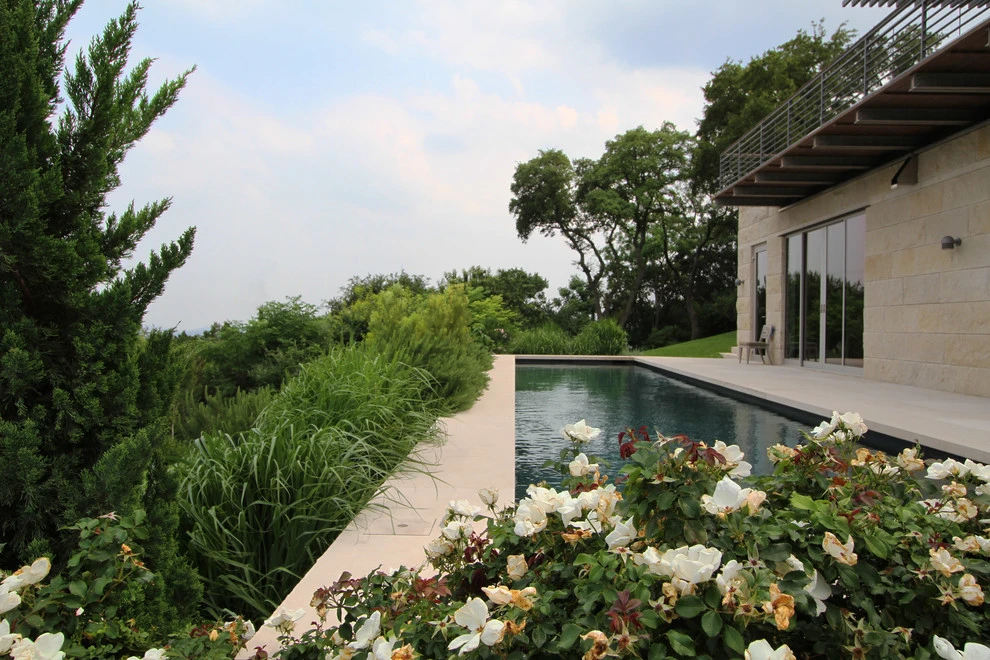 Austin Residence 2 by The Garden Design Studio - Photo 3