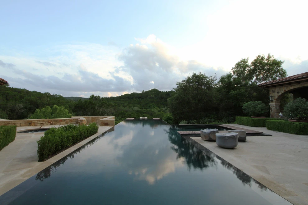 Austin Residence 1 by The Garden Design Studio - Photo 2