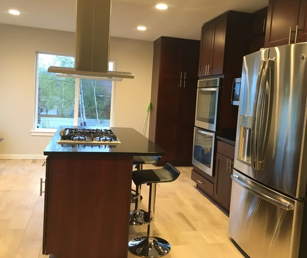 Signature Cabinets And Design - Photo 14