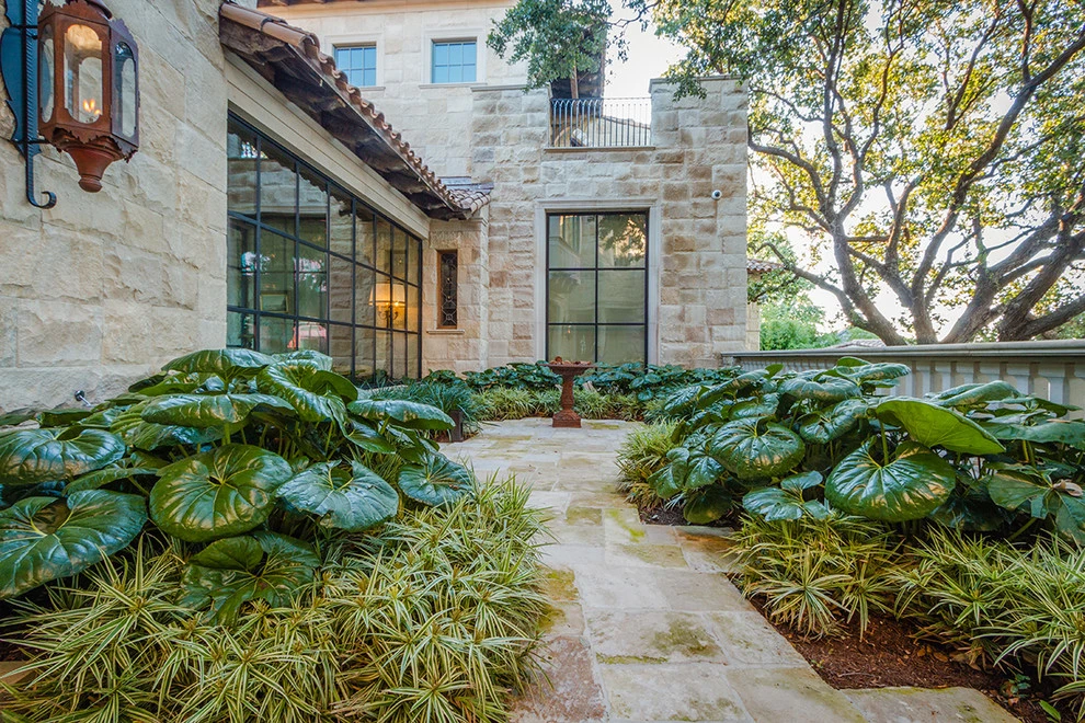 Horseshoe Bay Residence 2 by The Garden Design Studio - Photo 9