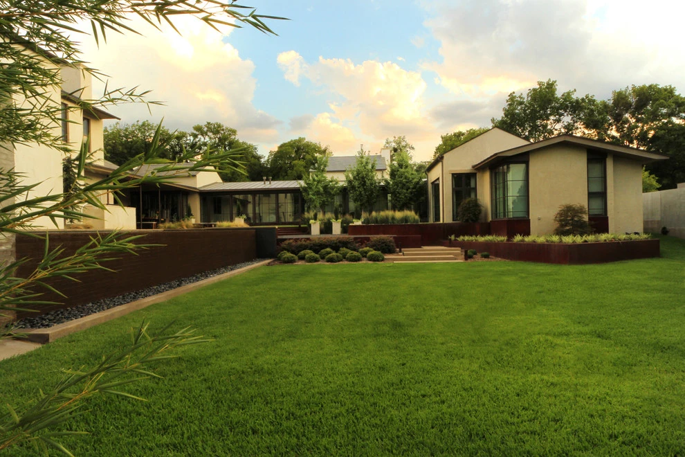 Dallas Residence 1 by The Garden Design Studio - Photo 4