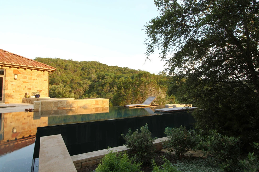 Austin Residence 1 by The Garden Design Studio - Photo 3