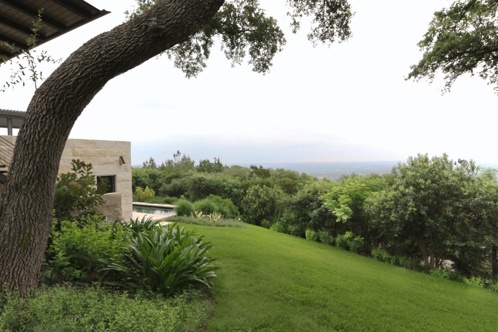 Austin Residence 2 by The Garden Design Studio - Photo 8