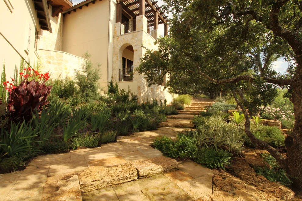Horseshoe Bay Residence 1 by The Garden Design Studio - Photo 6