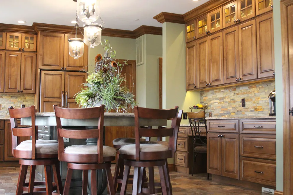 Gideon's Location by Robison Kitchen And Home - Photo 2