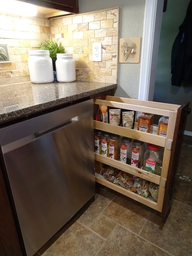 Gnagy Renovation 2018 by Audrey Phillips - Photo 6