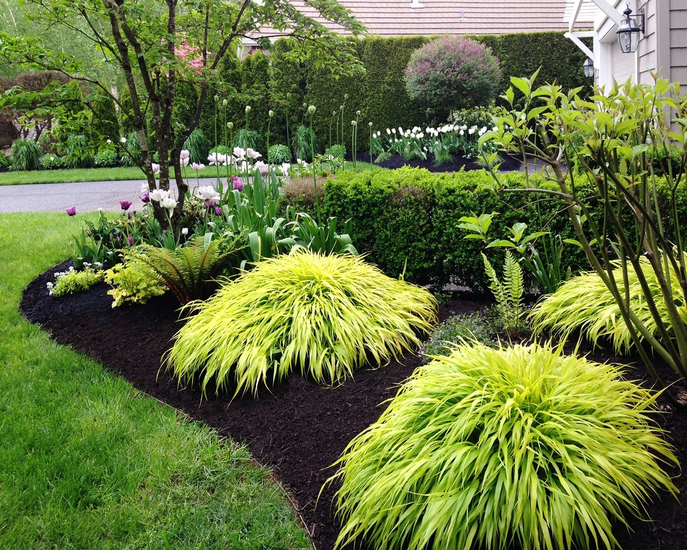 Lake Oswego, Oregon Cottage Style Garden by The White Pear LLC, Design & Build - Photo 2