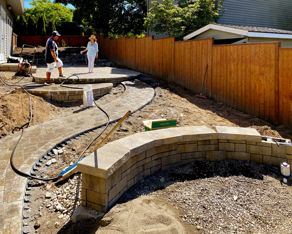 Holly at Work by The White Pear LLC, Design & Build - Photo 6