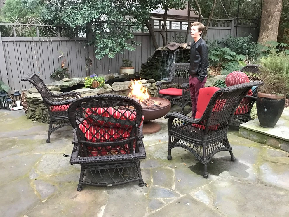 Contemporary Patio in Atlanta, GA by Tilting Windmill Landscape Design - Photo 4