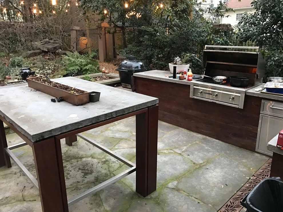 Contemporary Patio in Atlanta, GA by Tilting Windmill Landscape Design - Photo 3