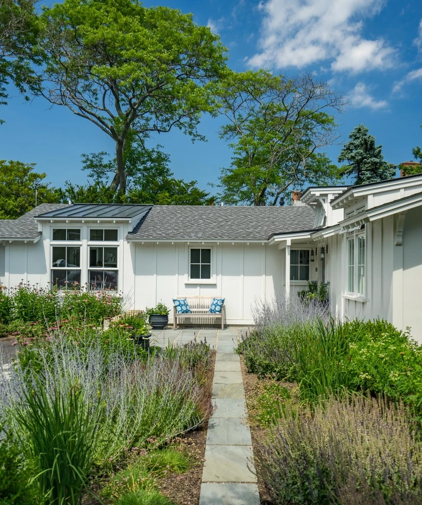 Seaside Home by Timothy Lee Landscape Design - Photo 4