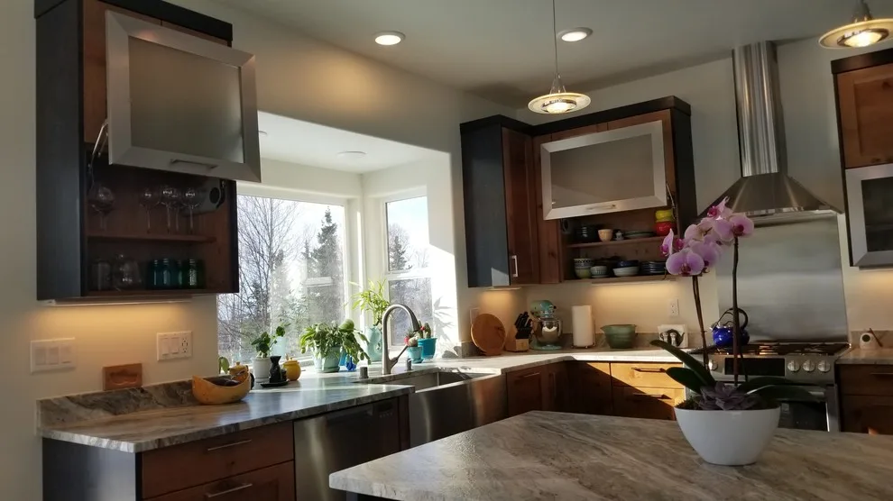 Modern Home on the Hillside Mountain by Jamie Tamanaha With Florcraft Carpet One - Photo 18